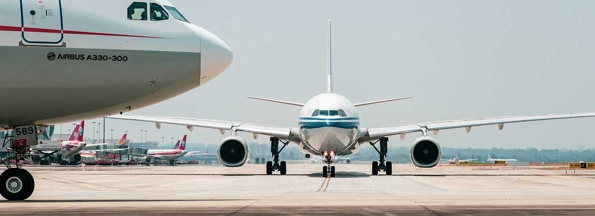 Airplanes on tarmac representing connections